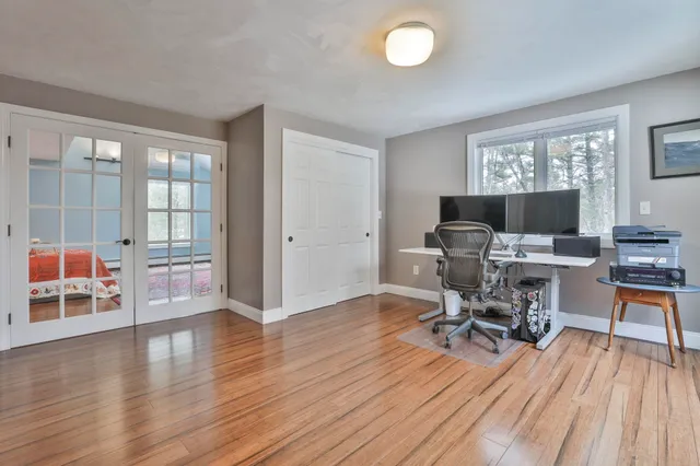 $679,000 | 38 Old Manchester Road, Amherst, NH 03031