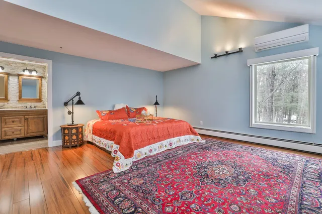 $679,000 | 38 Old Manchester Road, Amherst, NH 03031