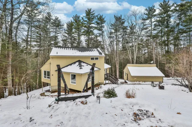 $679,000 | 38 Old Manchester Road, Amherst, NH 03031
