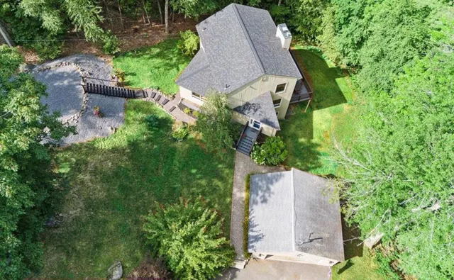 $679,000 | 38 Old Manchester Road, Amherst, NH 03031