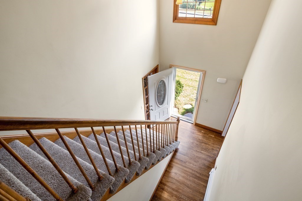 110 Chase Road Marlborough, MA 01752 - Photo 8 of 20 Gallery Image 8