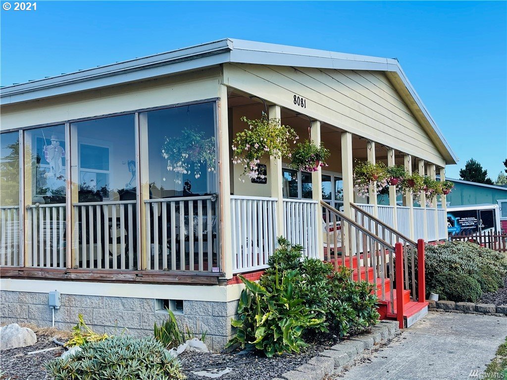 8081 Sandridge Road Long Beach, WA 98631 - Photo 2 of 26 Gallery Image 2