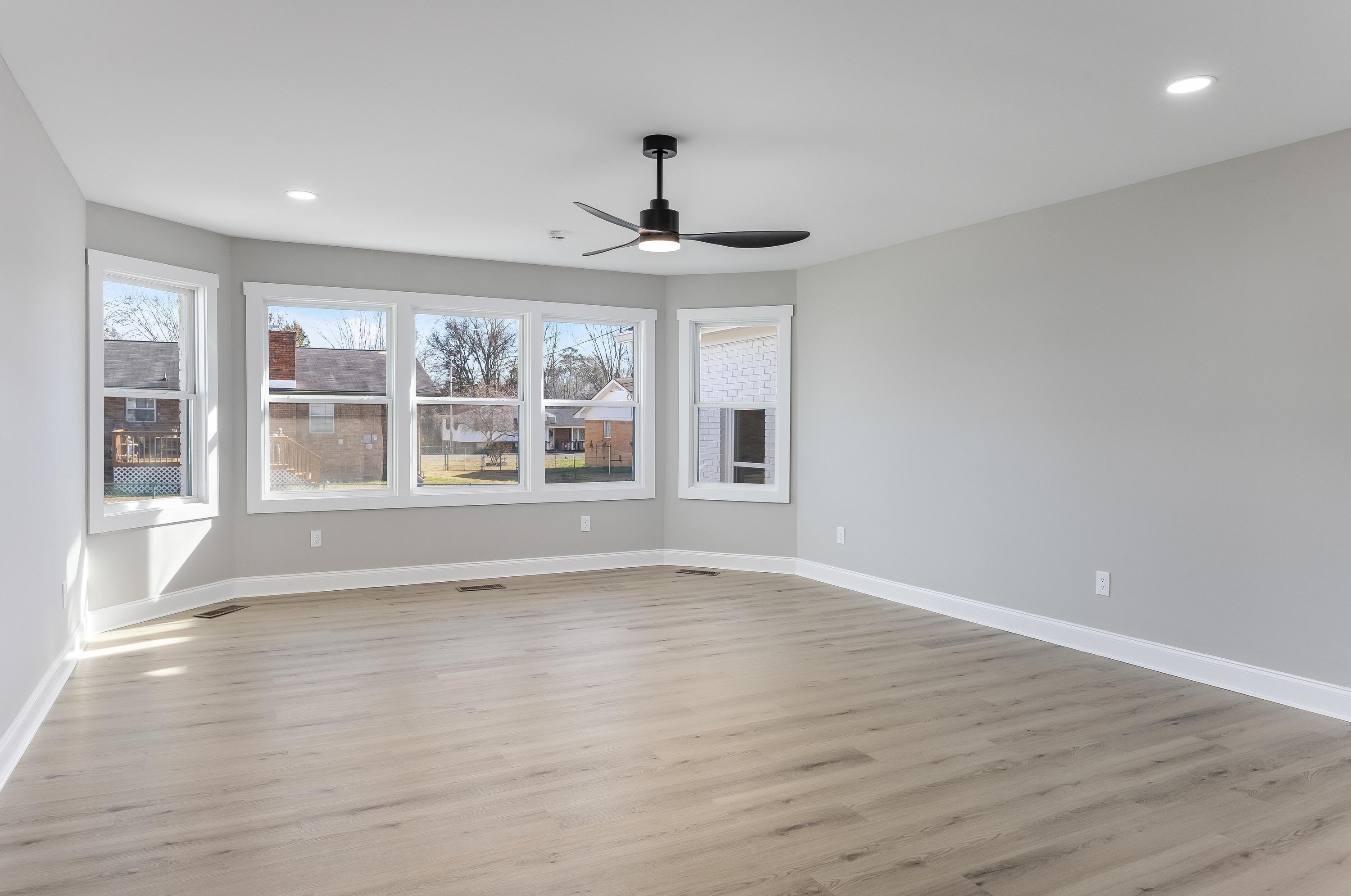 7316 Midfield Drive Chattanooga, TN 37421 - Photo 22 of 37 2025_12_December_7316_Midfield_Dr_0013
