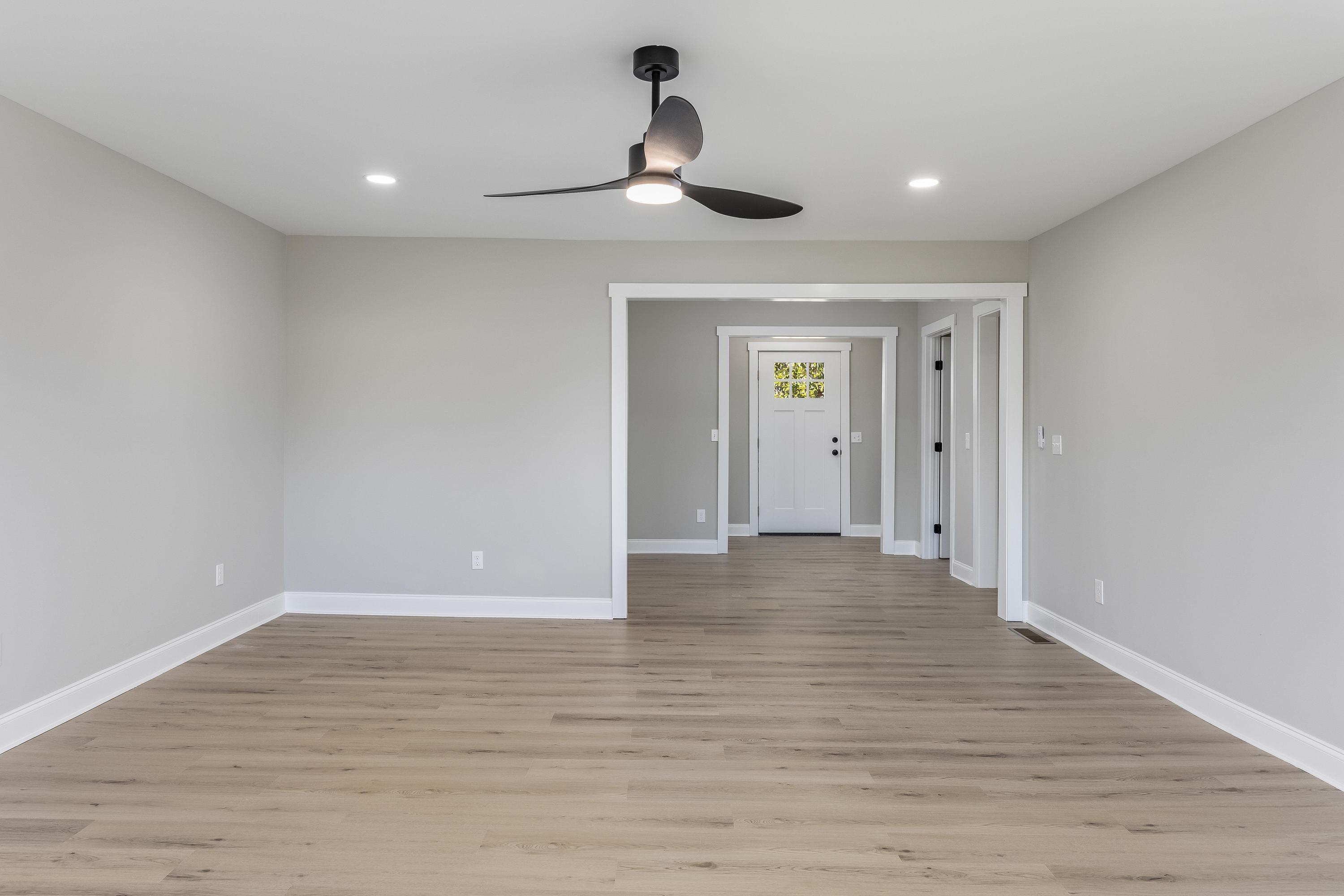 7316 Midfield Drive Chattanooga, TN 37421 - Photo 23 of 37 2025_12_December_7316_Midfield_Dr_0014