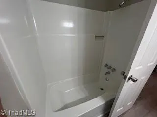 $750 | 1963 Lakeview Road, Asheboro, NC 27203