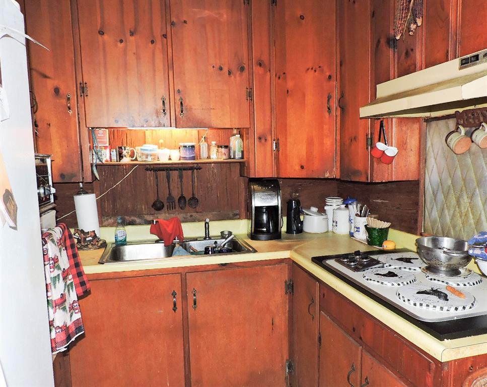 7717 Deedra Circle Port Richey, FL 34668 - Photo 11 of 26 Gallery Image 11