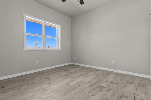 $329,900 | 409 Founders Way, Little Chute, WI 54140