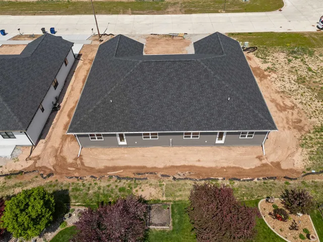 $329,900 | 409 Founders Way, Little Chute, WI 54140