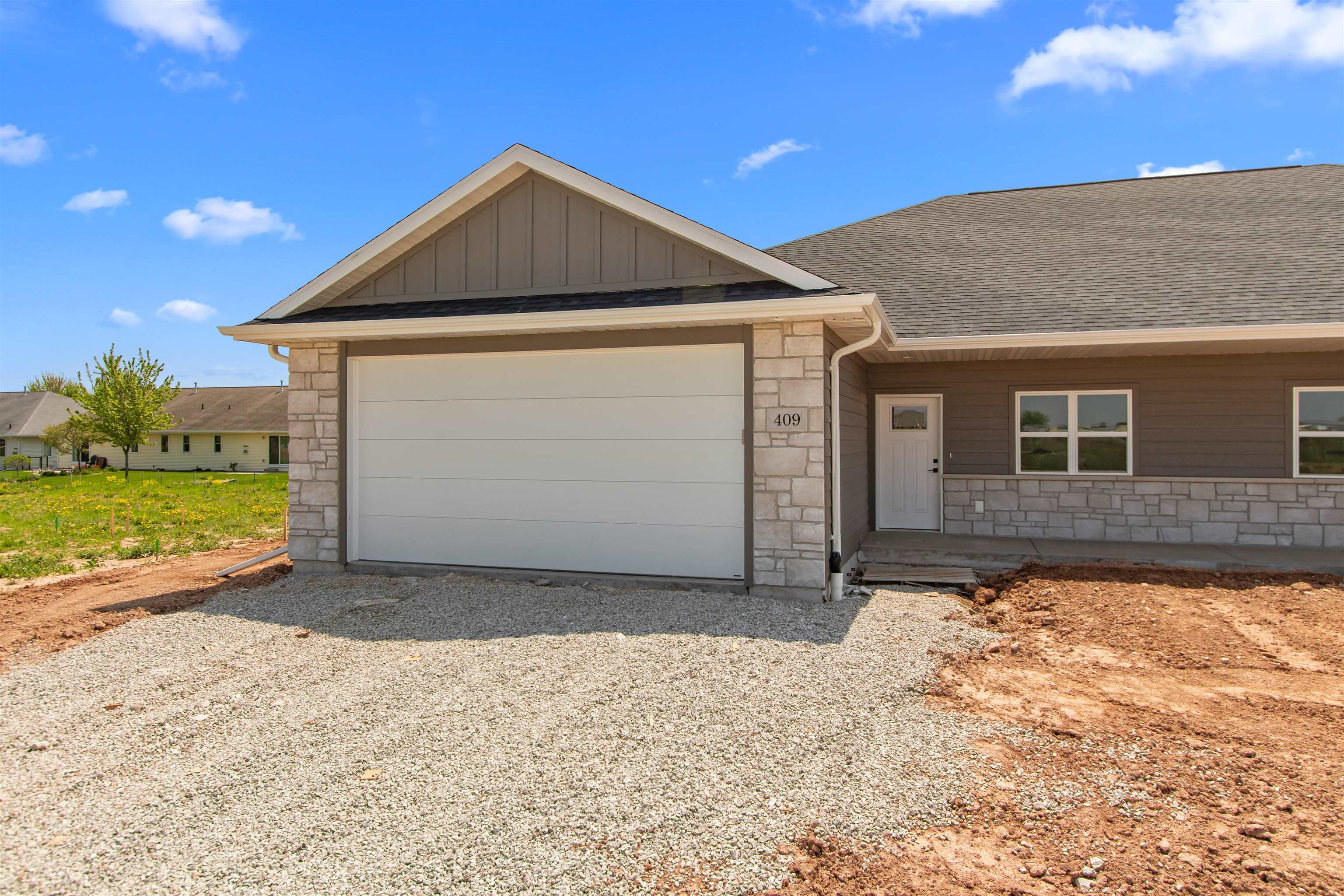 409 Founders Way Little Chute, WI 54140 - Photo 4 of 28