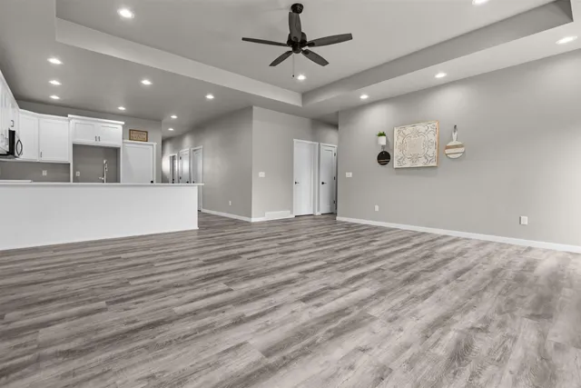 $329,900 | 409 Founders Way, Little Chute, WI 54140