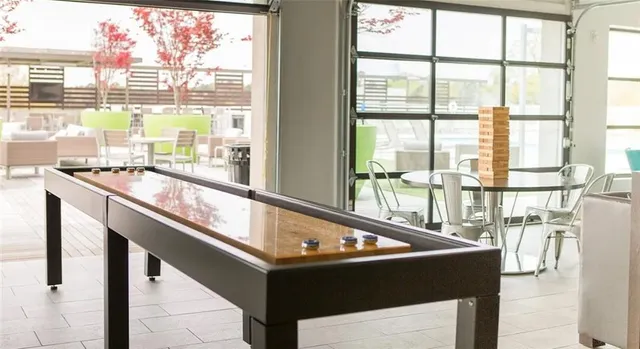 $2,085 | 6050 Roswell Road Northeast, Unit 421, Sandy Springs, GA 30328