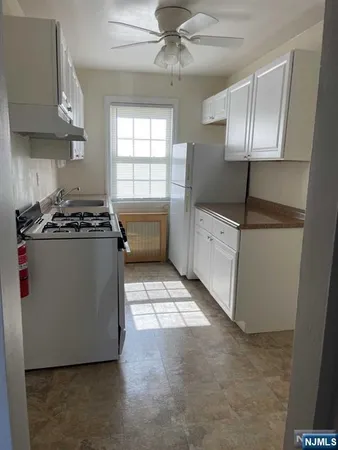 $2,125 | 2-8 New Street, Unit 8A, Tenafly, NJ 07670