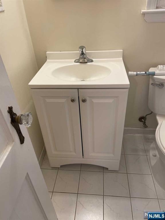 2-8 New Street, Unit 8A Tenafly, NJ 07670 - Photo 24 of 29 a utility room with washer and dryer