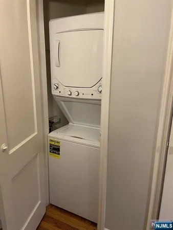 $2,125 | 2-8 New Street, Unit 8A, Tenafly, NJ 07670