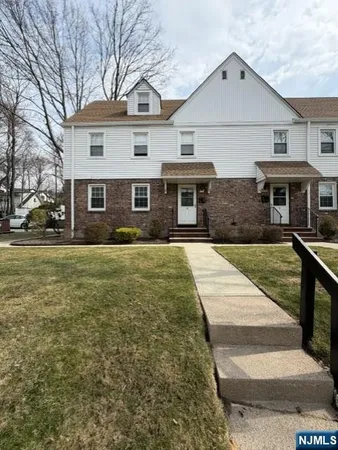 $2,125 | 2-8 New Street, Unit 8A, Tenafly, NJ 07670