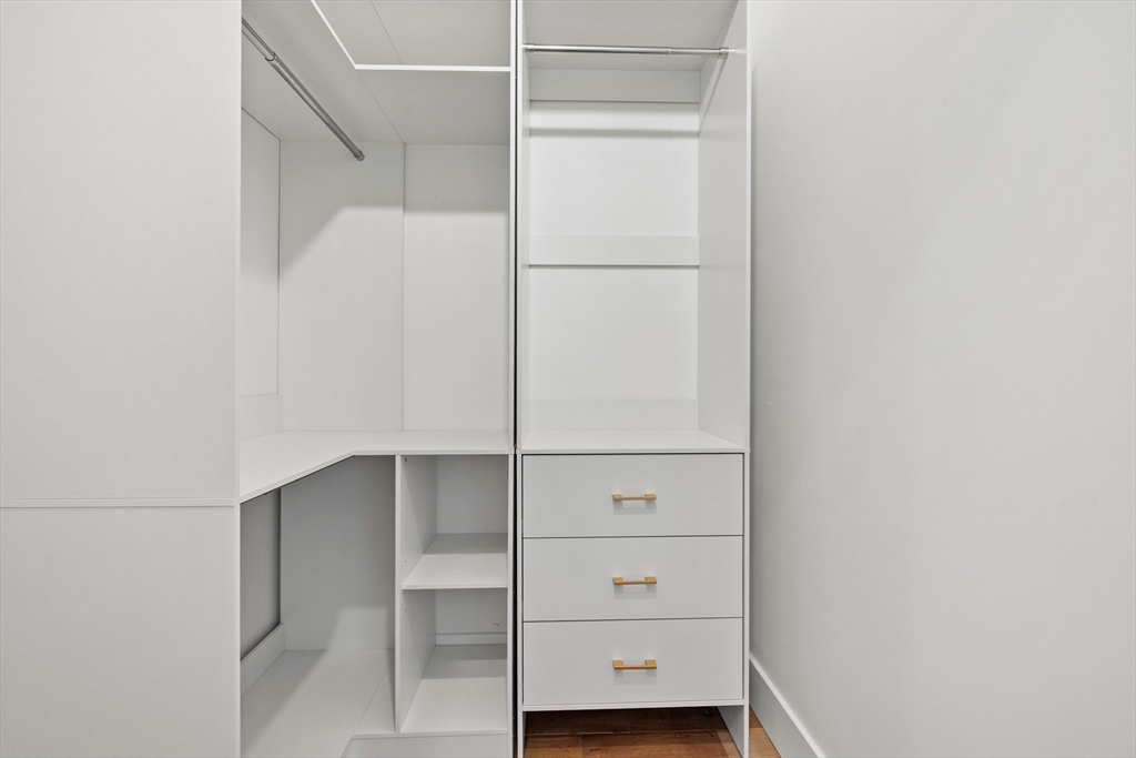 1 Knollwood Road Marblehead, MA 01945 - Photo 12 of 24