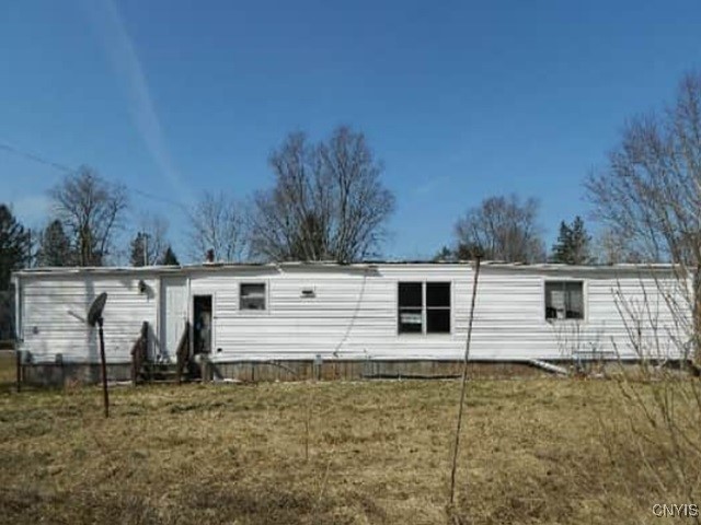 655 Perry Road Covington, NY 14525 - Photo 2 of 8