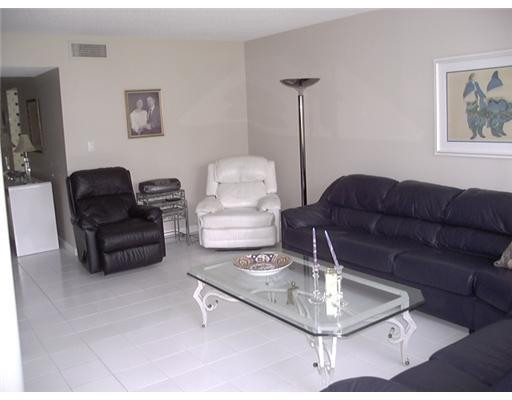 16300 Golf Club Road, Unit 310 Weston, FL 33326 - Photo 6 of 14 Living Room