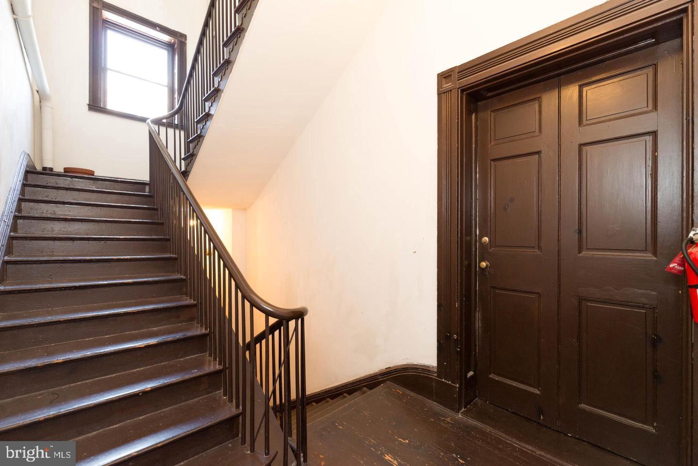 18 West Franklin Street Baltimore, MD 21201 - Photo 21 of 58 a view of entryway
