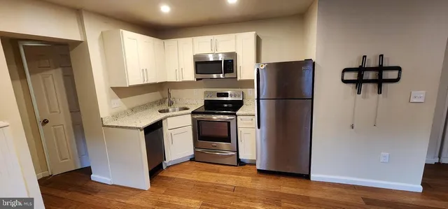 $1,100,000 | 18 West Franklin Street, Baltimore, MD 21201