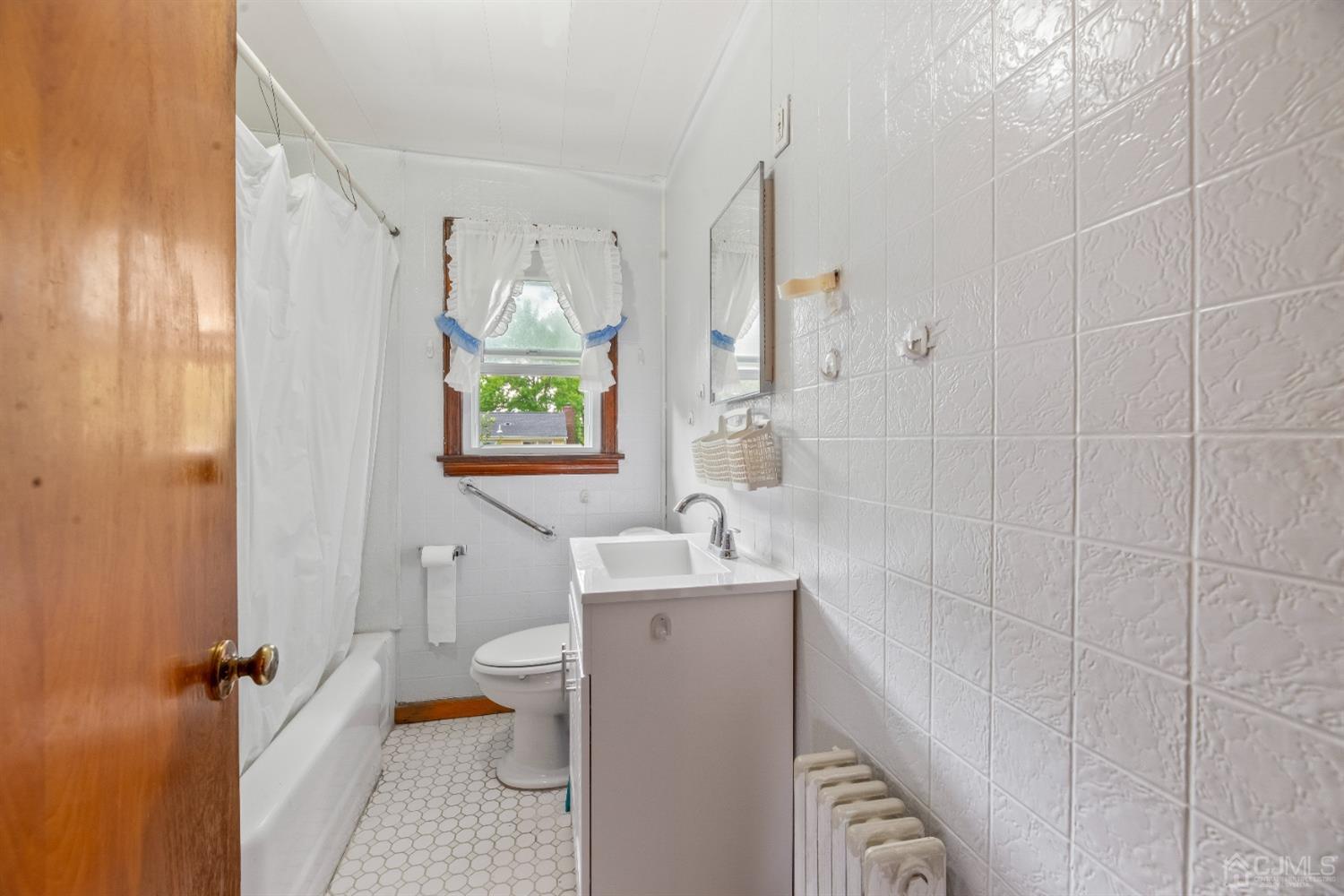 25 Lamar Avenue Edison, NJ 08820 - Photo 15 of 29