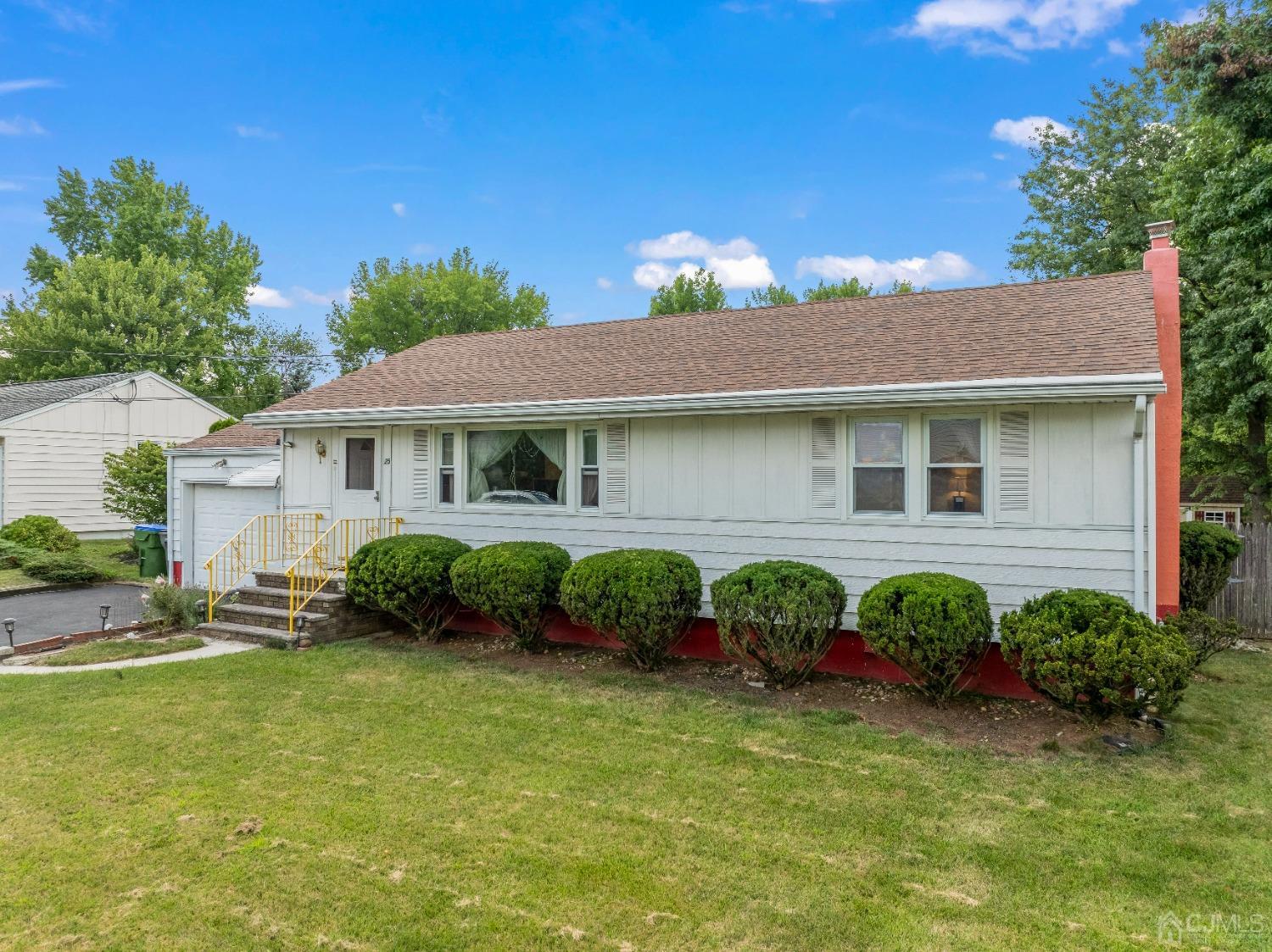 25 Lamar Avenue Edison, NJ 08820 - Photo 2 of 29
