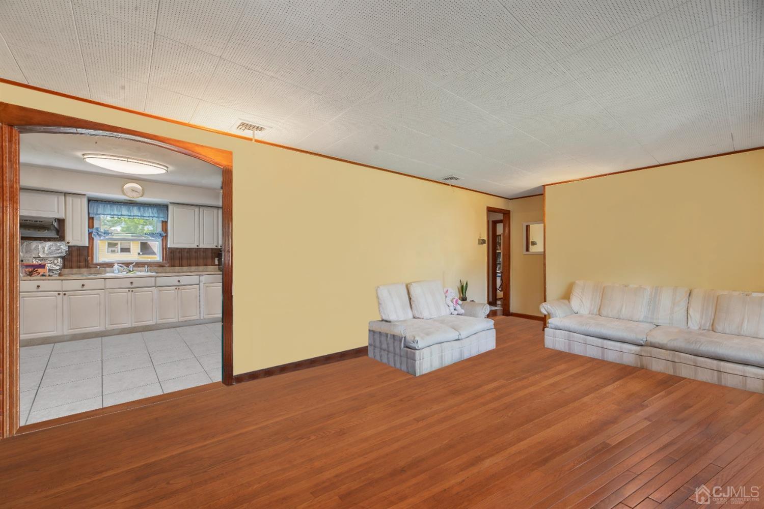 25 Lamar Avenue Edison, NJ 08820 - Photo 6 of 29