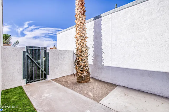 $279,700 | 201 Mulberry Avenue, Unit A, El Paso, TX 79932