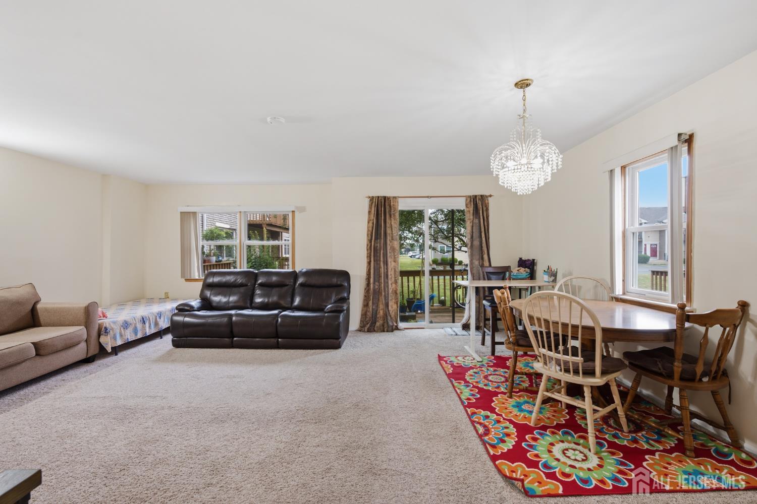 1005 Robin Road Hillsborough, NJ 08844 - Photo 7 of 46