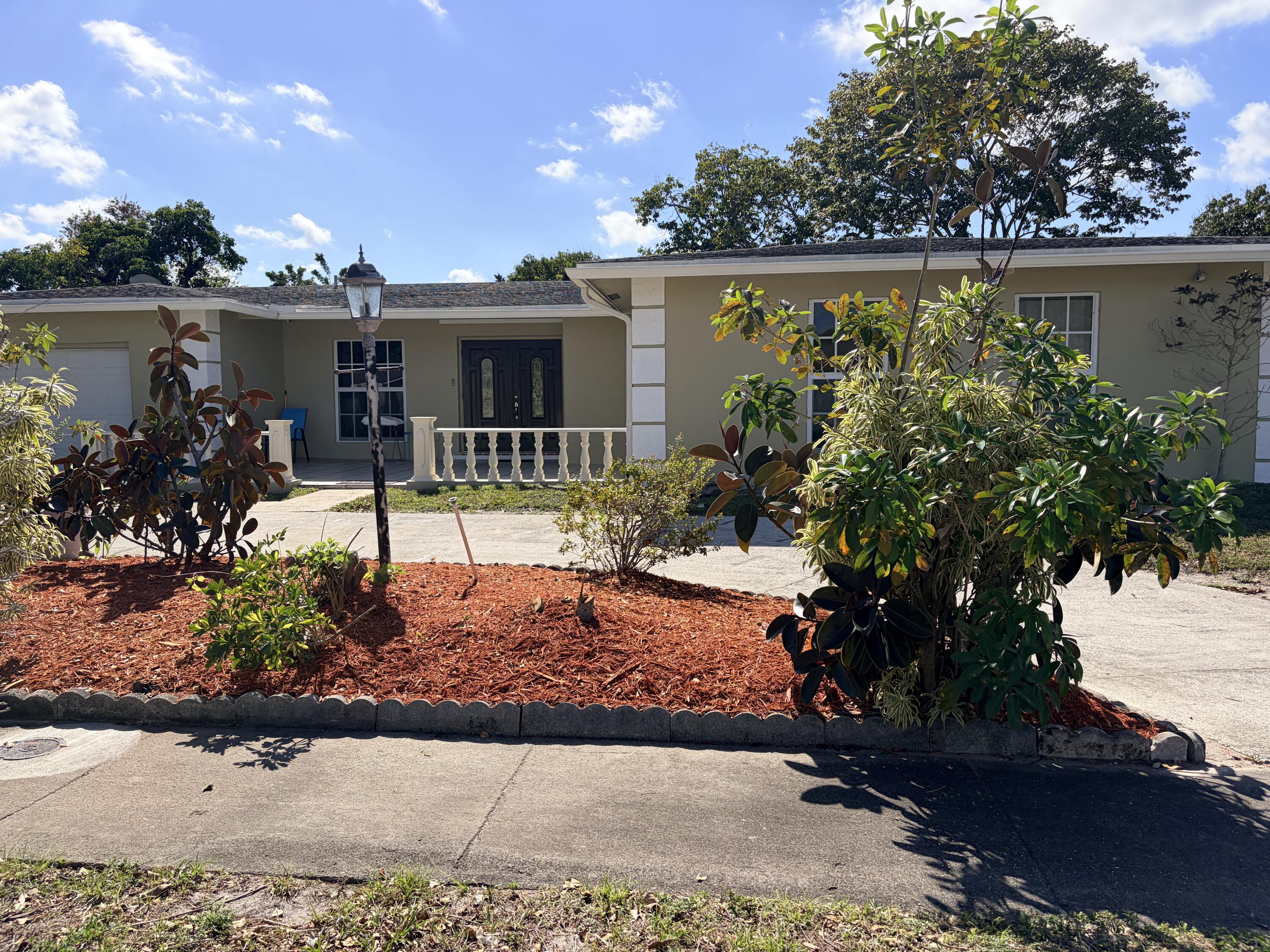 511 Southwest 63rd Terrace Margate, FL 33068 - Photo 35 of 39 F26D3745-0824-4B6F-B20E-8B03B9A05B4E