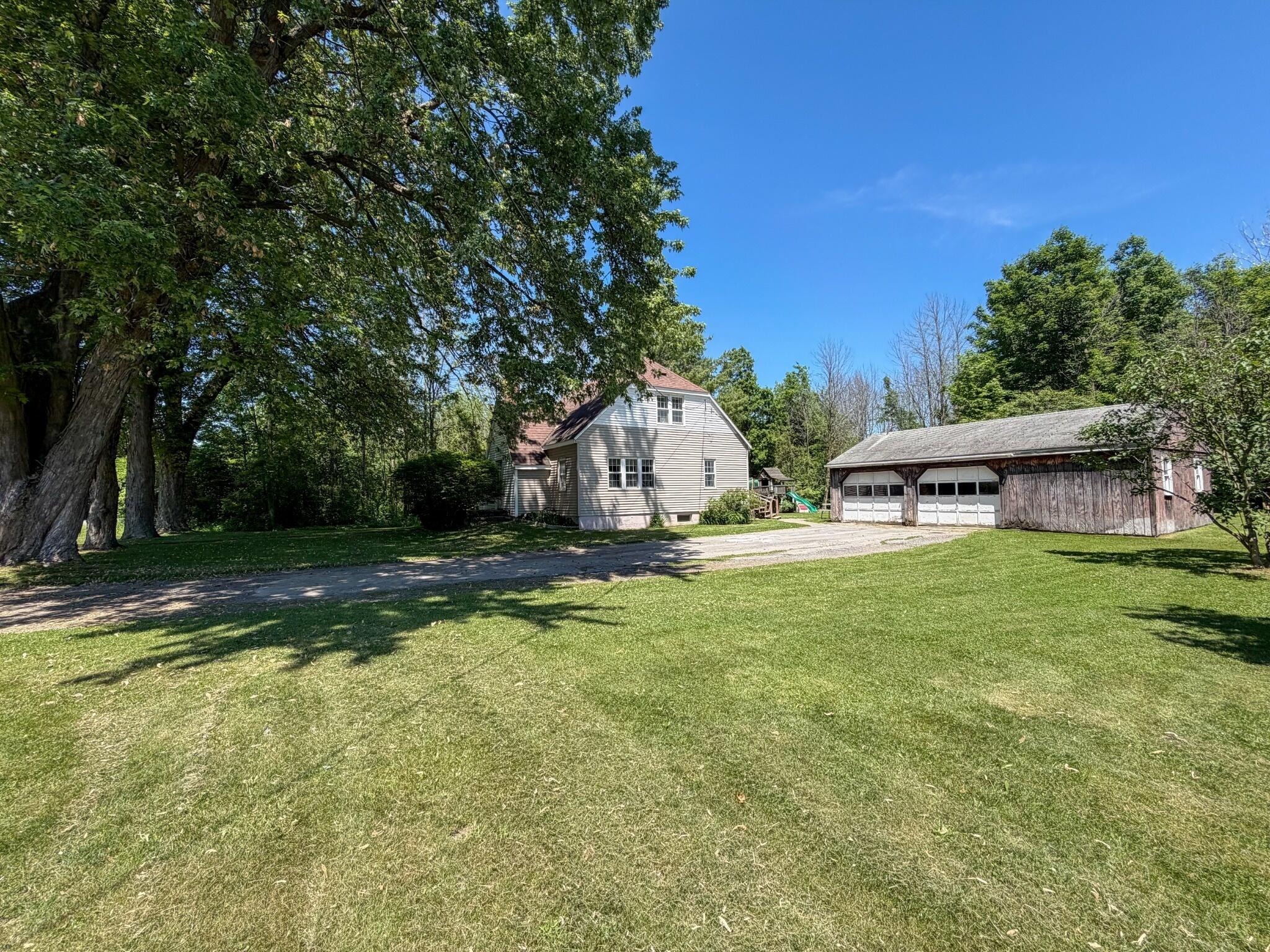 690 Ratta Road Chazy, NY 12921 - Photo 4 of 29