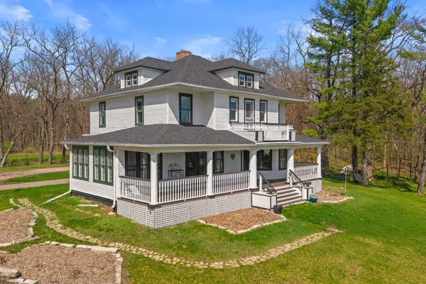 $627,999 | 426 East North Lake Street, Hancock, WI 54943