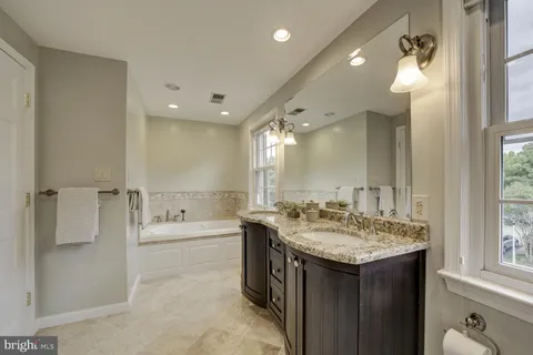 $1,249,000 | 1112 Fallsmead Way, Potomac, MD 20854