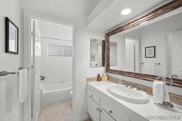 $2,300,000 | 4582 Mercurio Street, San Diego, CA 92130