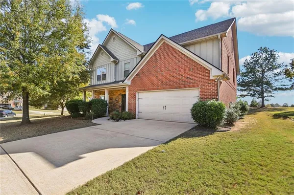 $415,000 | 3154 Alhambra Circle, Hampton, GA 30228