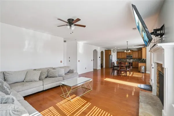 $415,000 | 3154 Alhambra Circle, Hampton, GA 30228