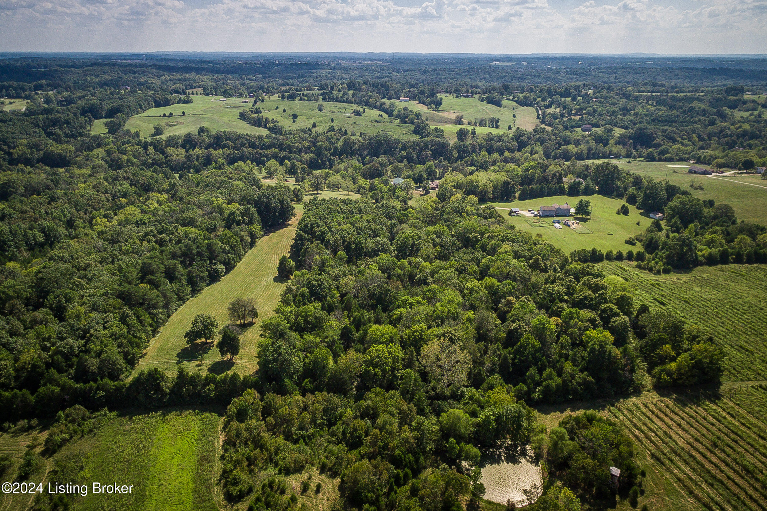 10603 Broad Run Road Louisville, KY 40299 - Photo 24 of 49 Main Photo