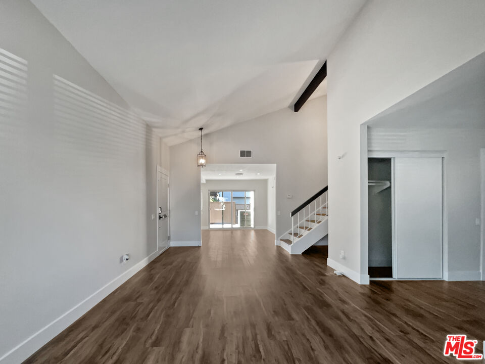 24719 Masters Cup Way Valencia, CA 91355 - Photo 4 of 25