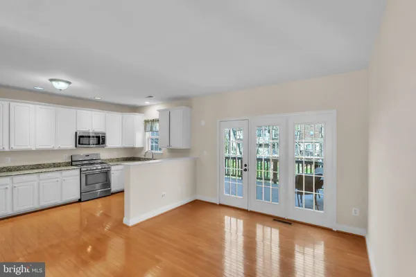 $3,195 | 2110 Capstone Circle, Herndon, VA 20170