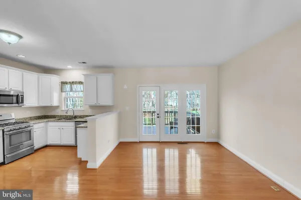 $3,195 | 2110 Capstone Circle, Herndon, VA 20170
