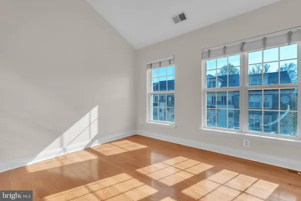 $3,195 | 2110 Capstone Circle, Herndon, VA 20170