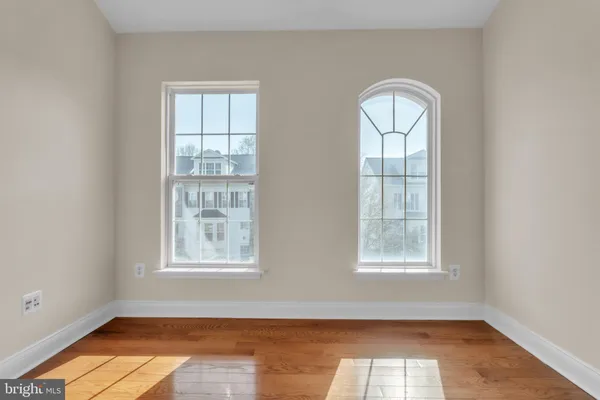 $3,195 | 2110 Capstone Circle, Herndon, VA 20170