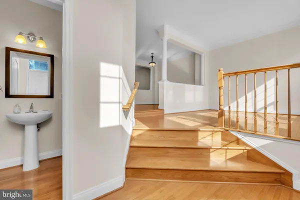 $3,195 | 2110 Capstone Circle, Herndon, VA 20170