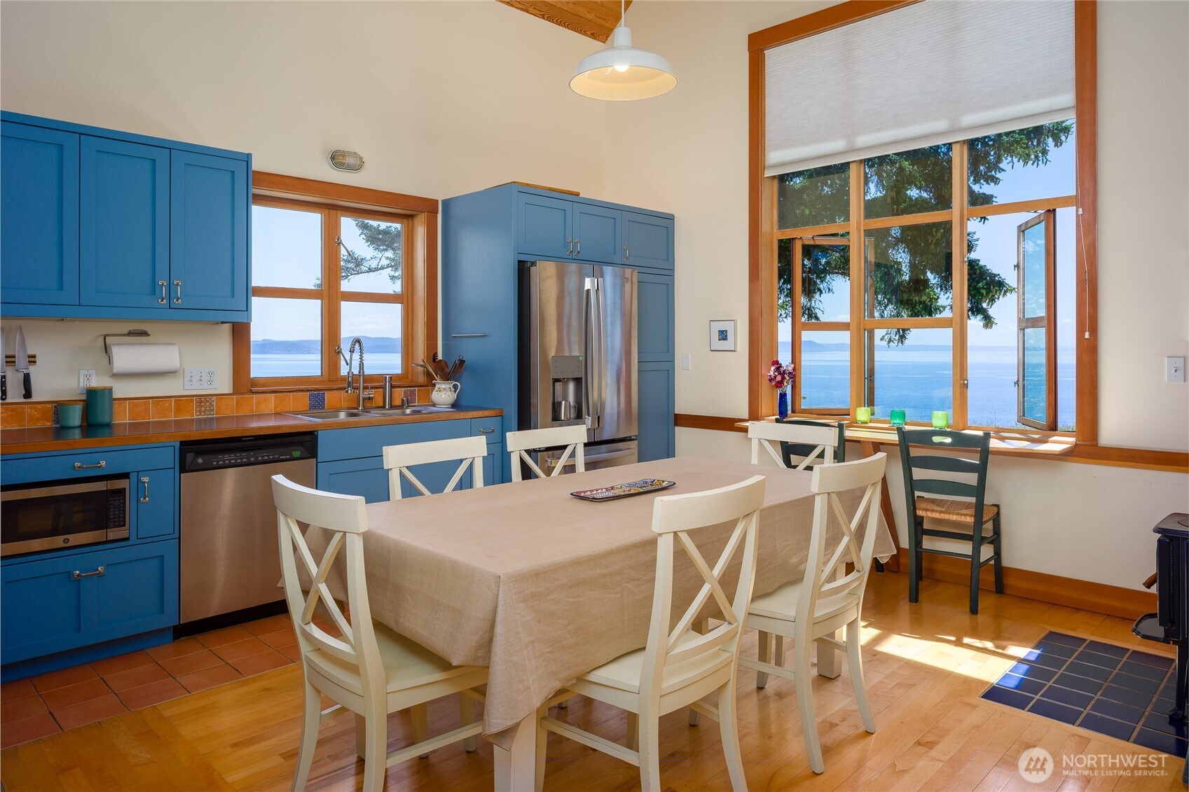 146 East Meadow Lane Decatur Island, WA 98221 - Photo 10 of 40 Gallery Image 10