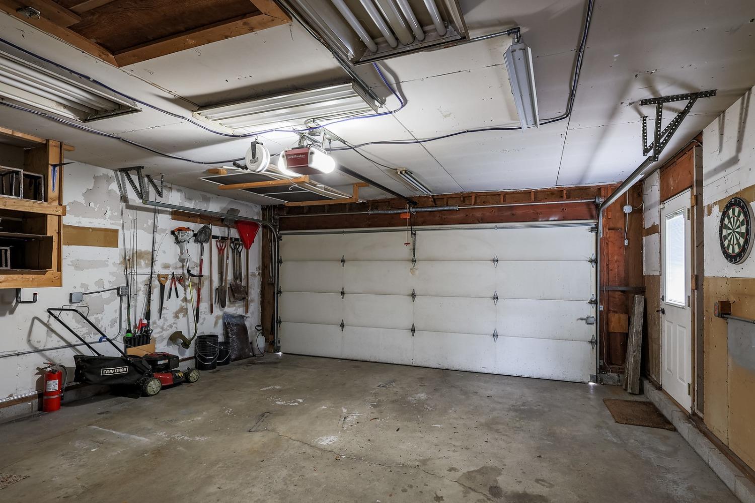 2419 Flat Rock Road Dyer, IN 46311 - Photo 17 of 21 a view of a garage room
