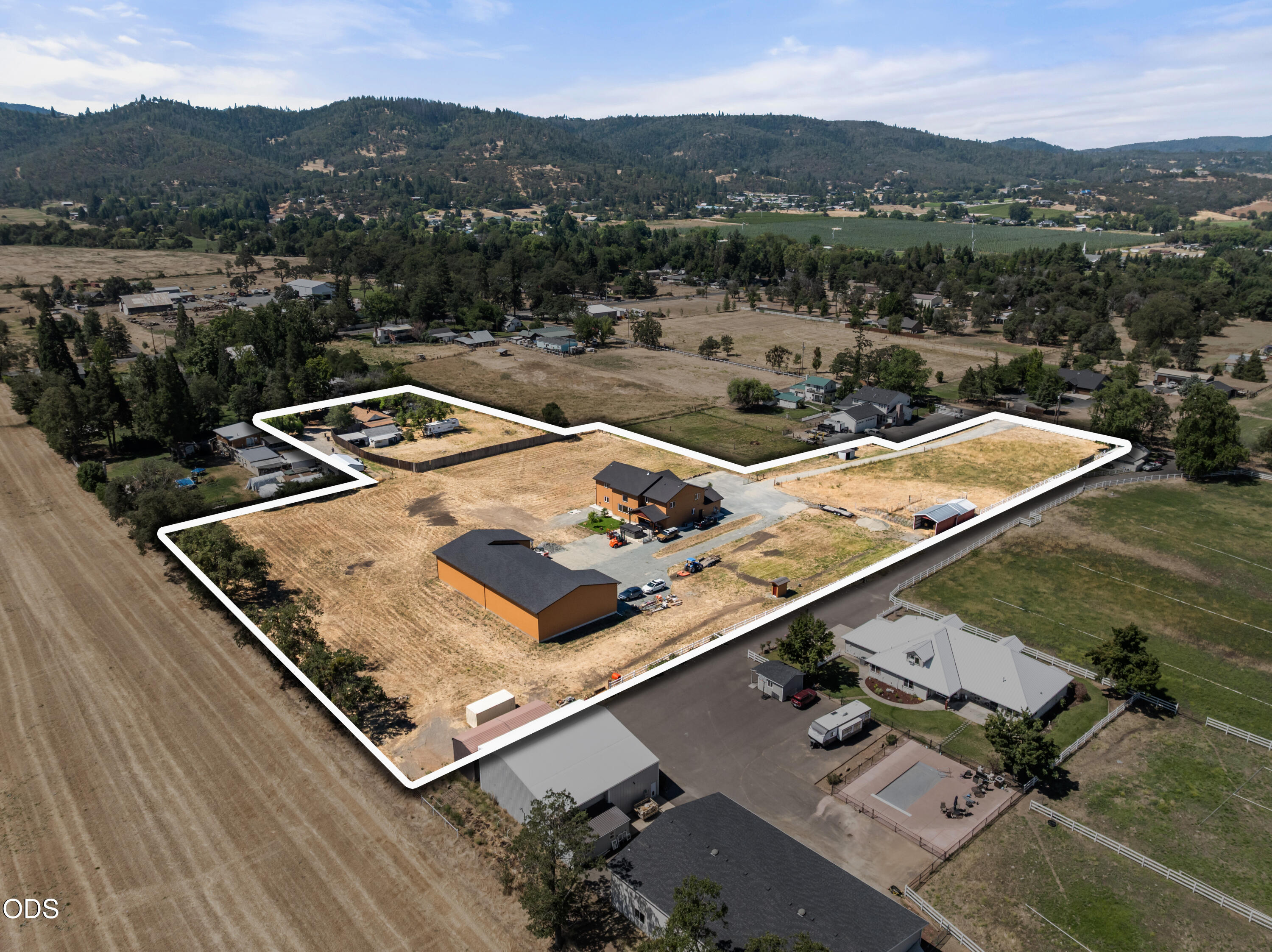 1213 Casino Road Medford, OR 97501 - Photo 71 of 77