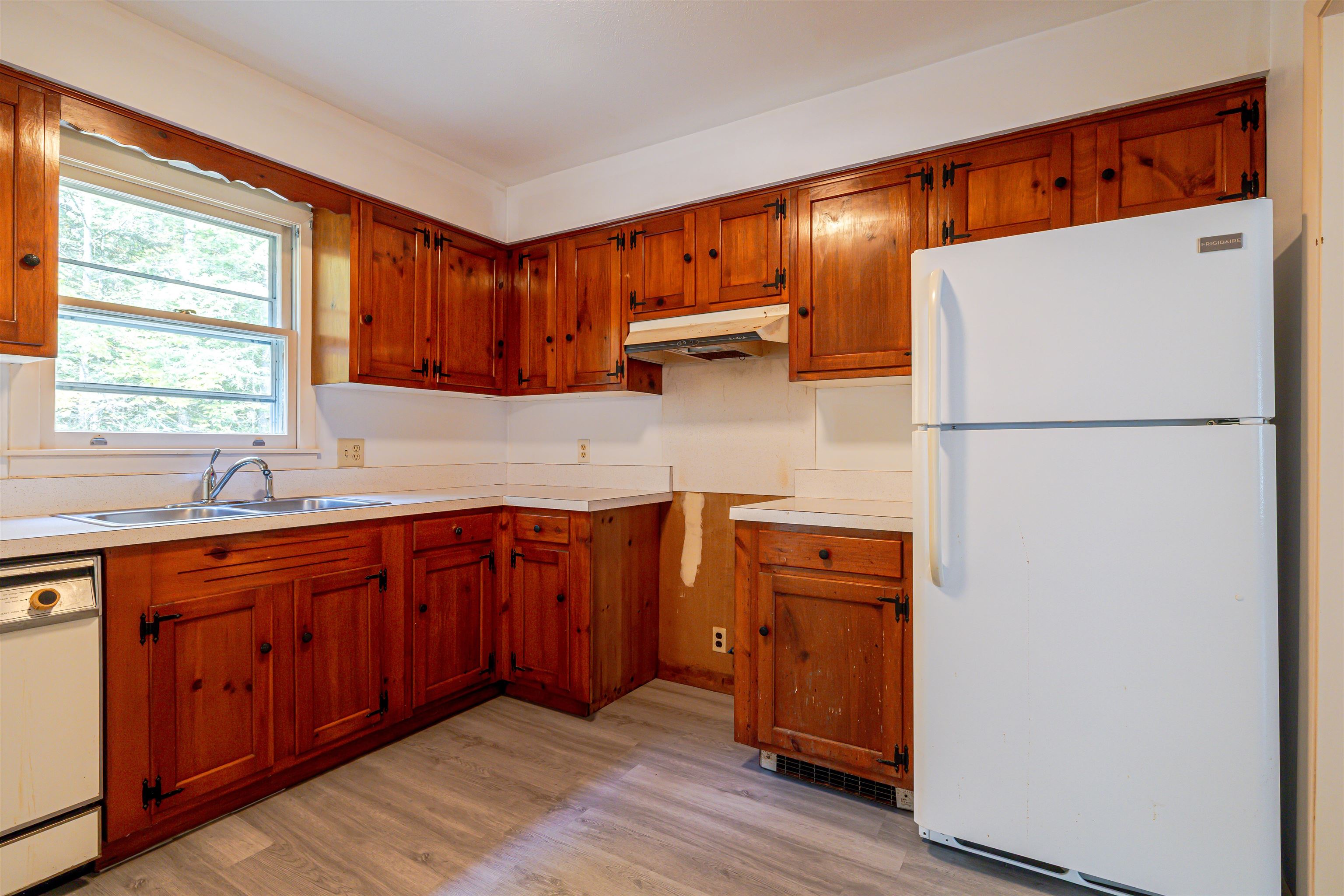 7 Old Coach Road Bow, NH 03304 - Photo 15 of 47