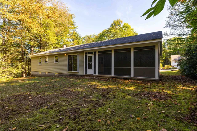 $420,000 | 7 Old Coach Road, Bow, NH 03304