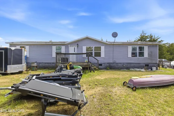 $300,000 | 2124 Rainwater Road, Dandridge, TN 37725