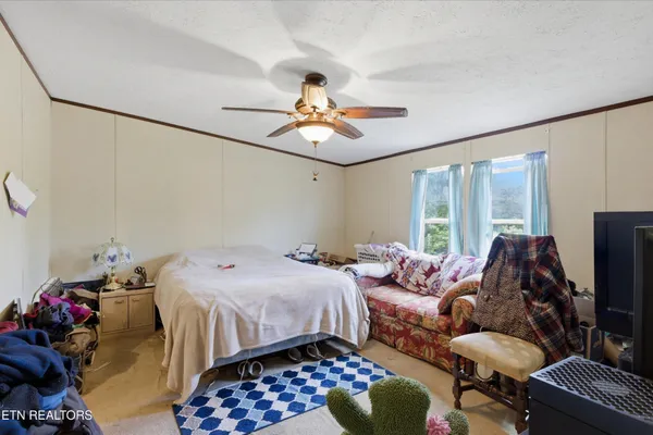 $300,000 | 2124 Rainwater Road, Dandridge, TN 37725